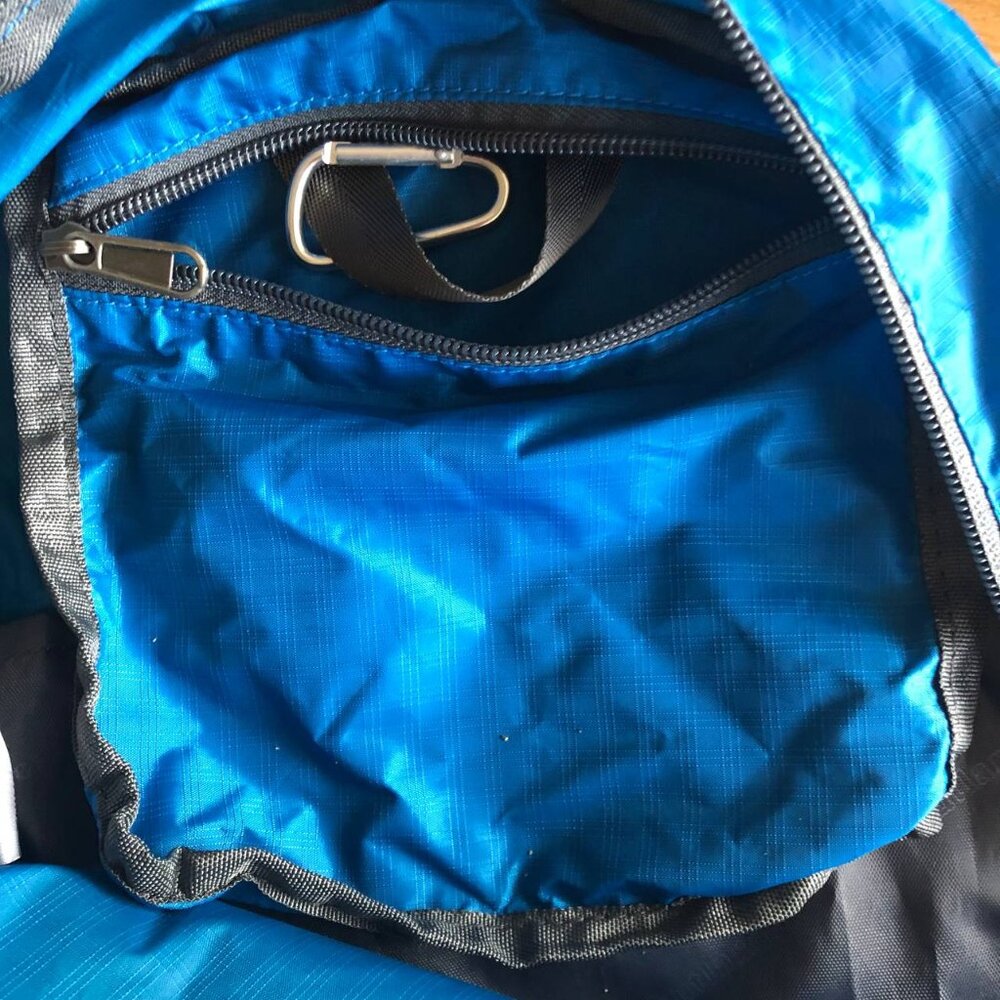 New Outlander Super Lightweight Backpack Blue Out… - image 2